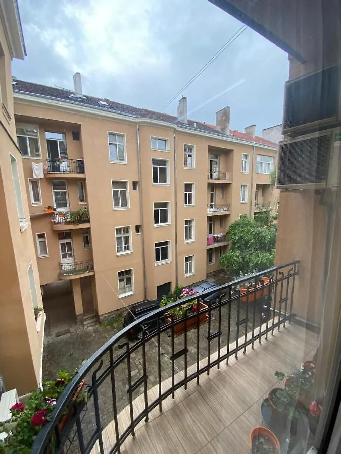 Cozy Apartment In Downtown Sofia - Tsar Samuil Street