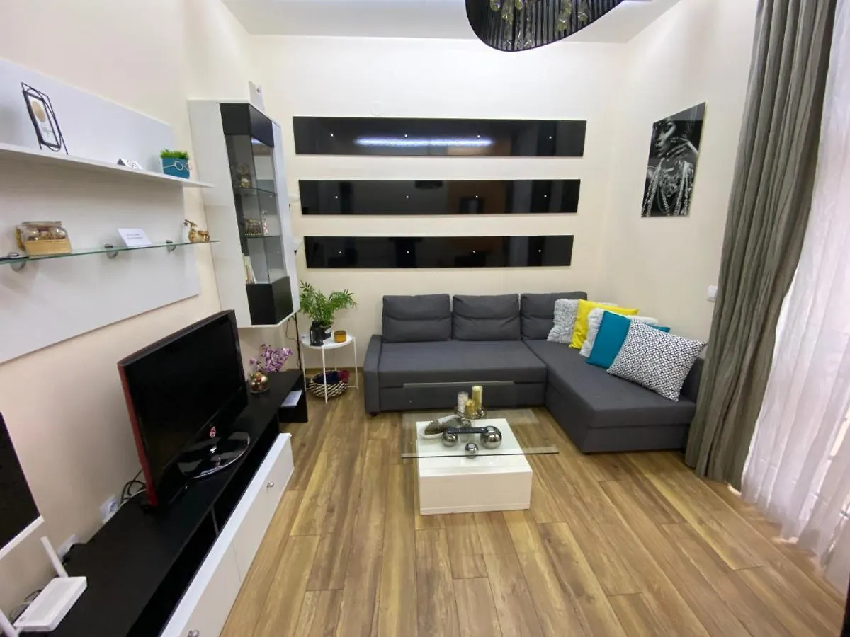 Cozy Apartment In Downtown Sofia - Tsar Samuil Street Bulgaria